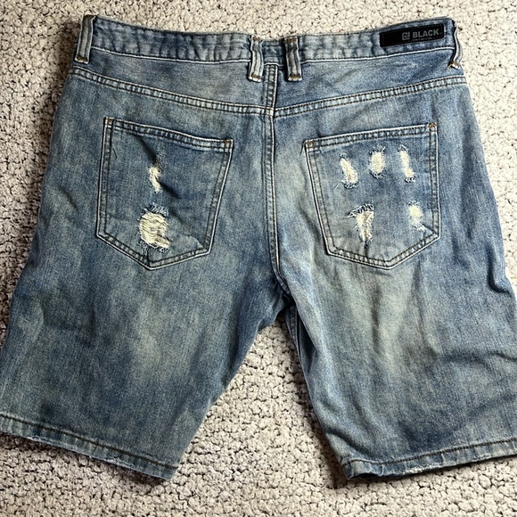 Ripped Grunge Y2K Blue Jean Shorts Men’s Size 36 Waist Rue21 Black Brand NWOT - Picture 3 of 7